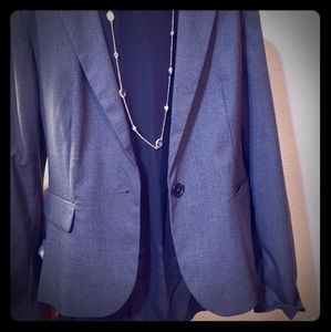 Dark grey houndstooth blazer with pockets